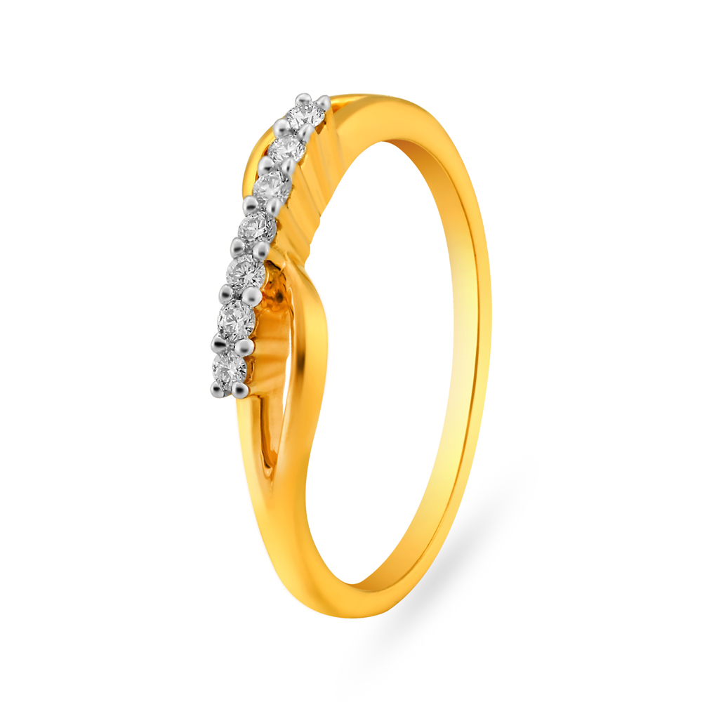 Slender Seven Stone Diamond Finger Ring