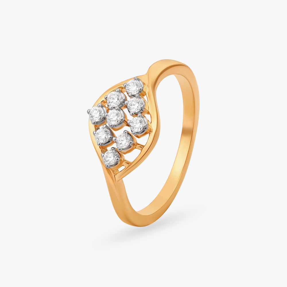 Twist of Fate Finger Ring