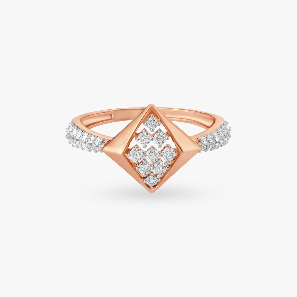 

Understated Style Diamond Ring