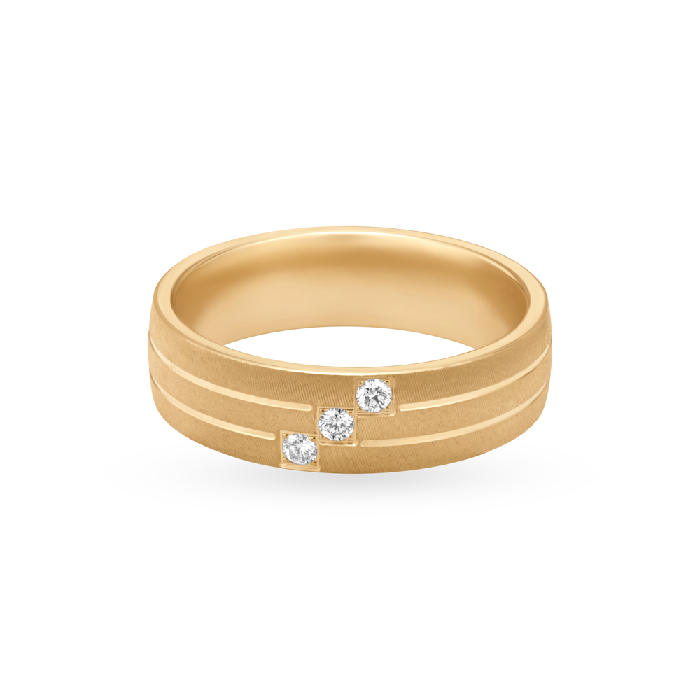 

Sleek Diamond Finger Ring
