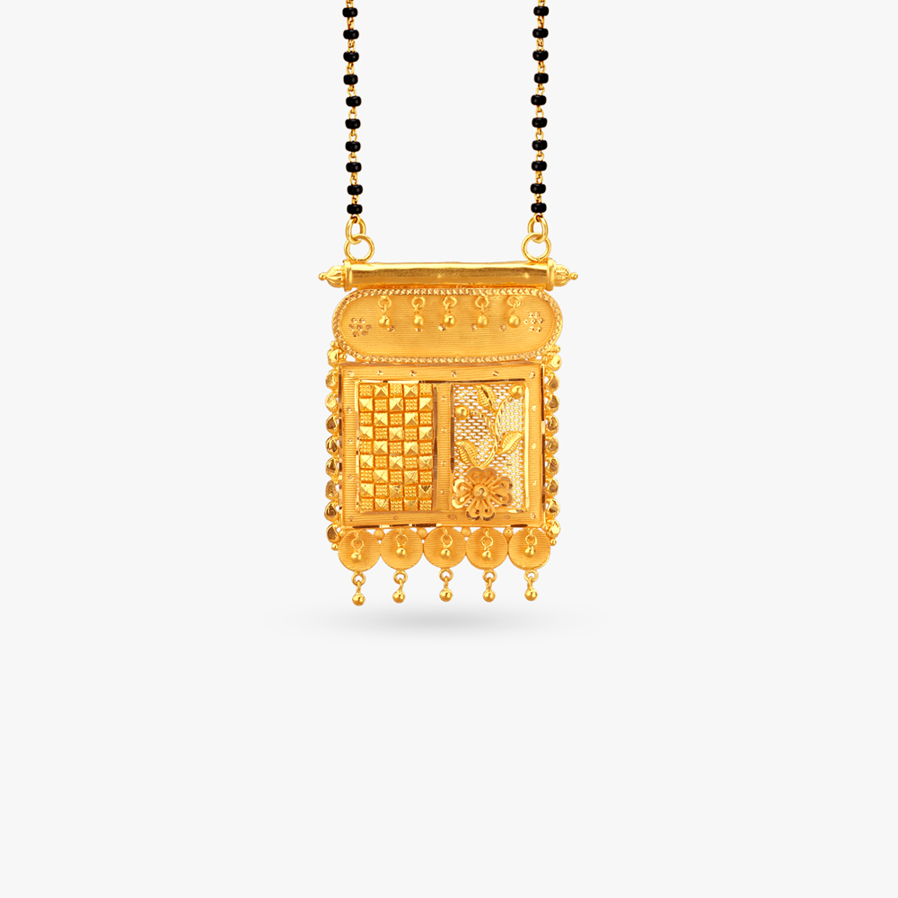 Classic Grace Gold Pendant