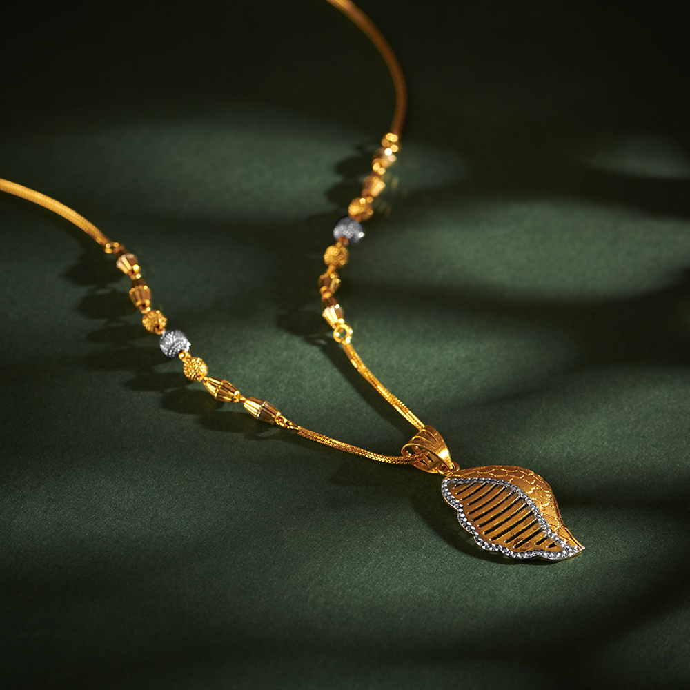 

Contemporary Gold Necklace