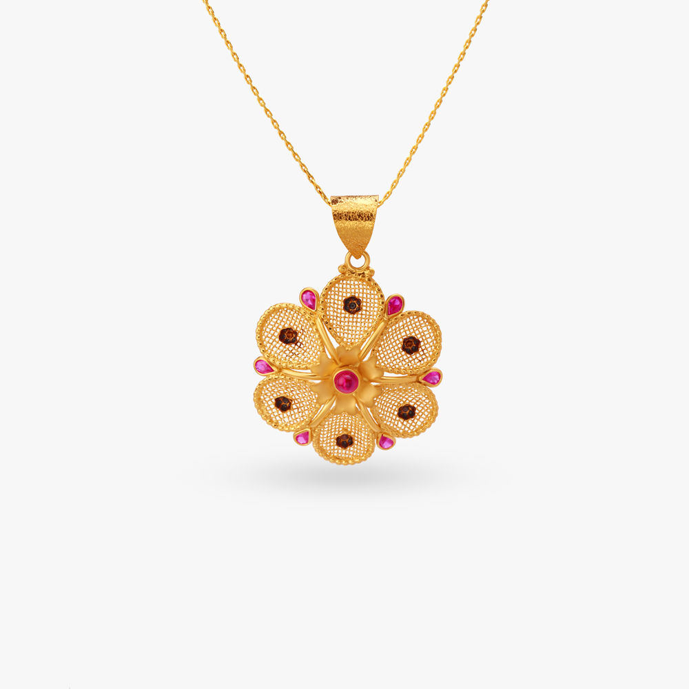 Floral Mesh Gold Pendant