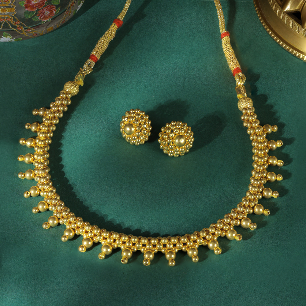

Classically Beautiful Tushi Necklace Set
