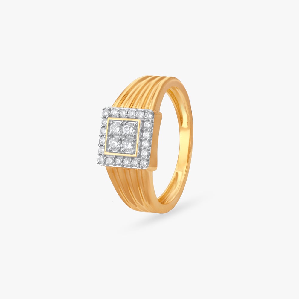 Classy Regal Diamond Finger Ring for Men