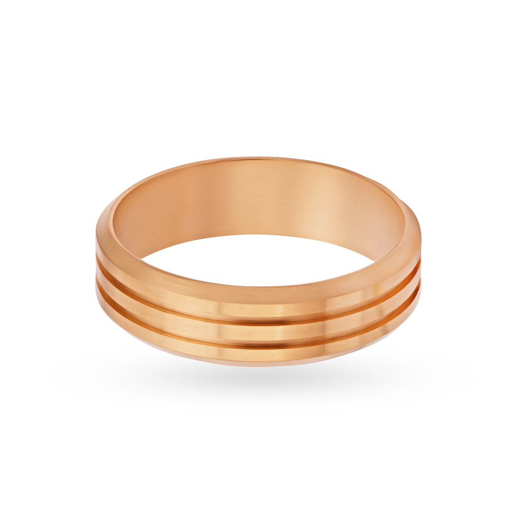 

Glamorous Tiered Gold Ring for Men