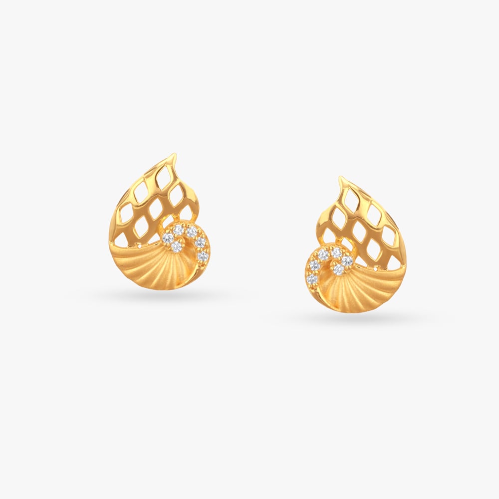 Sea Shell Gold Stud Earrings