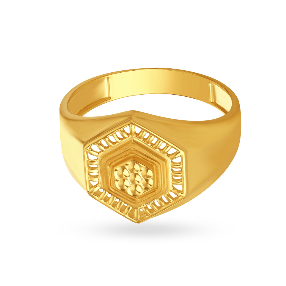 

Stately 22 Karat Yellow Gold Finger Ring