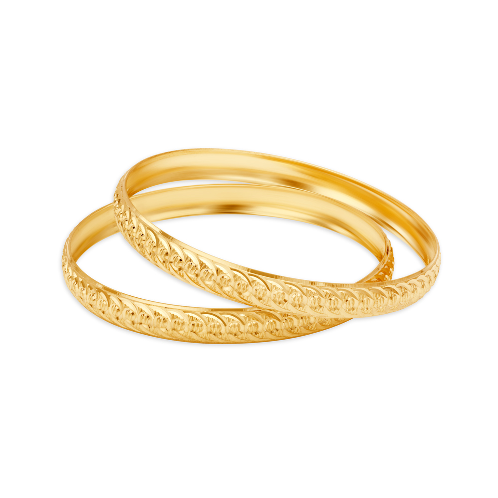 

Brilliant Gold Bangle