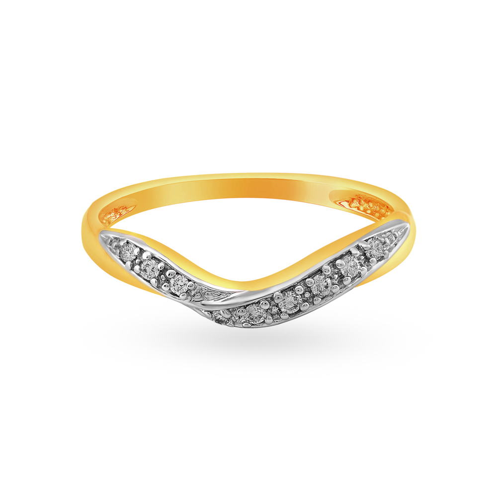 

Elegant Overlapping Diamond Ring