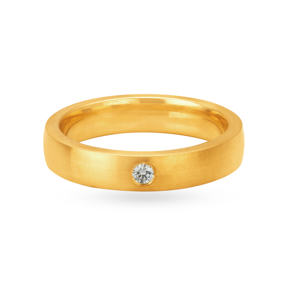

Minimalistic 18 Karat Yellow Gold And Diamond Finger Ring