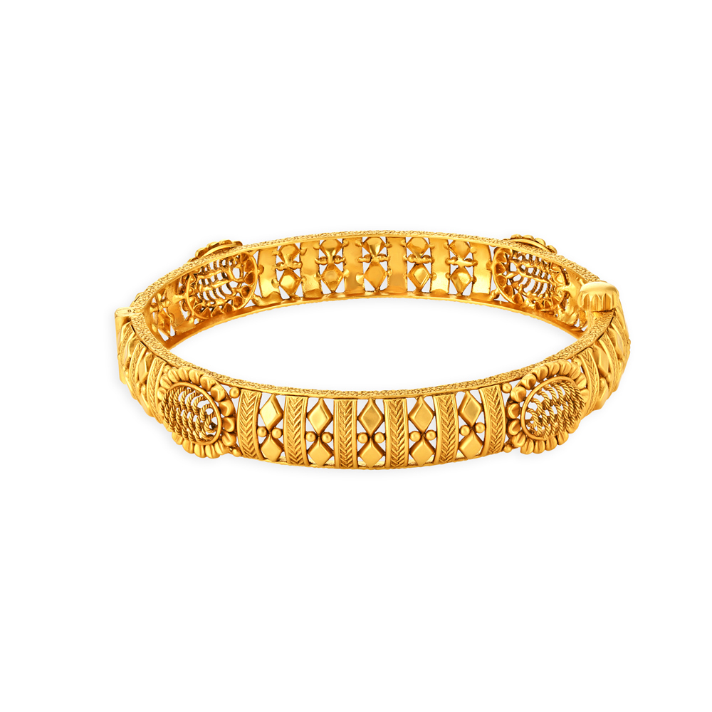 

Spectacular Rawa Work Gold Bangle