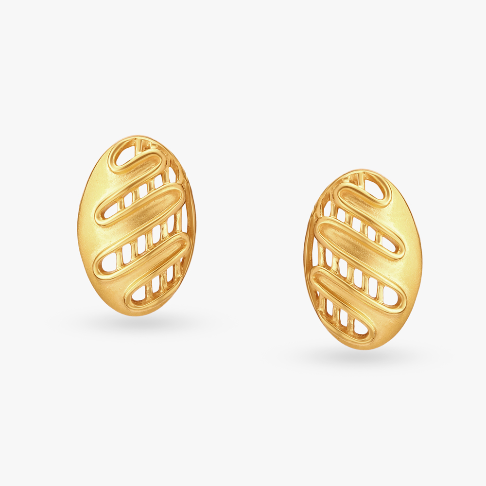 Pristine Gold Stud Earrings
