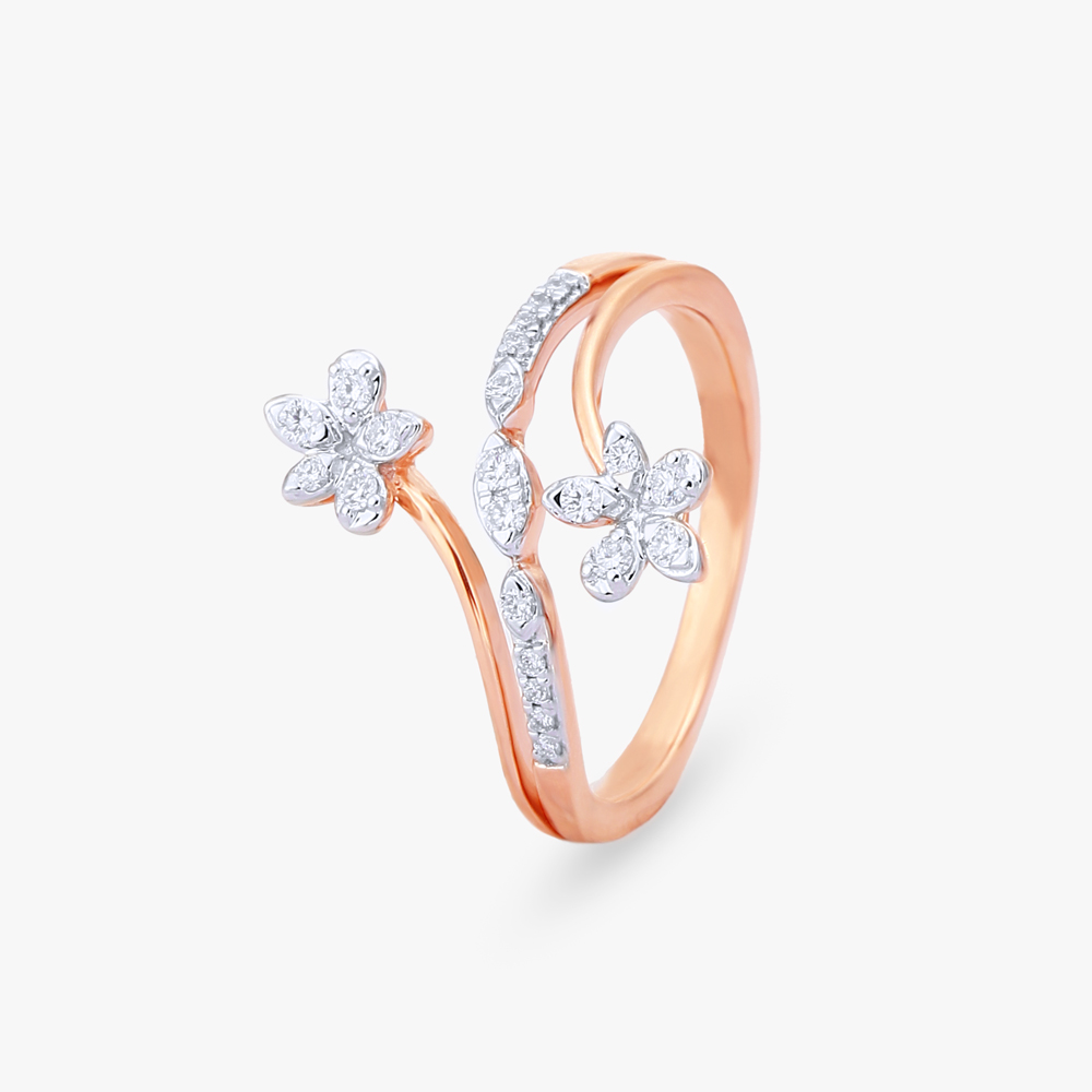 Blooming Radiance Diamond Finger Ring