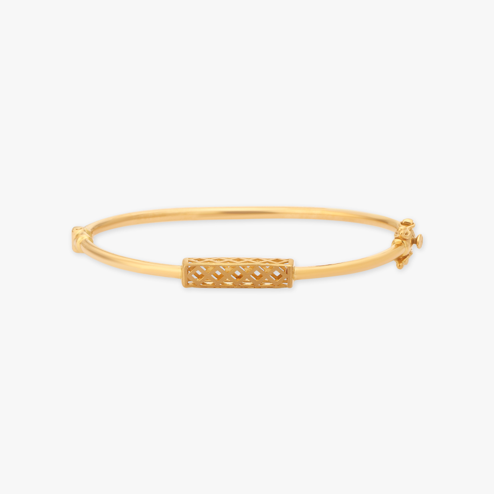 Elegant Gold Bangle