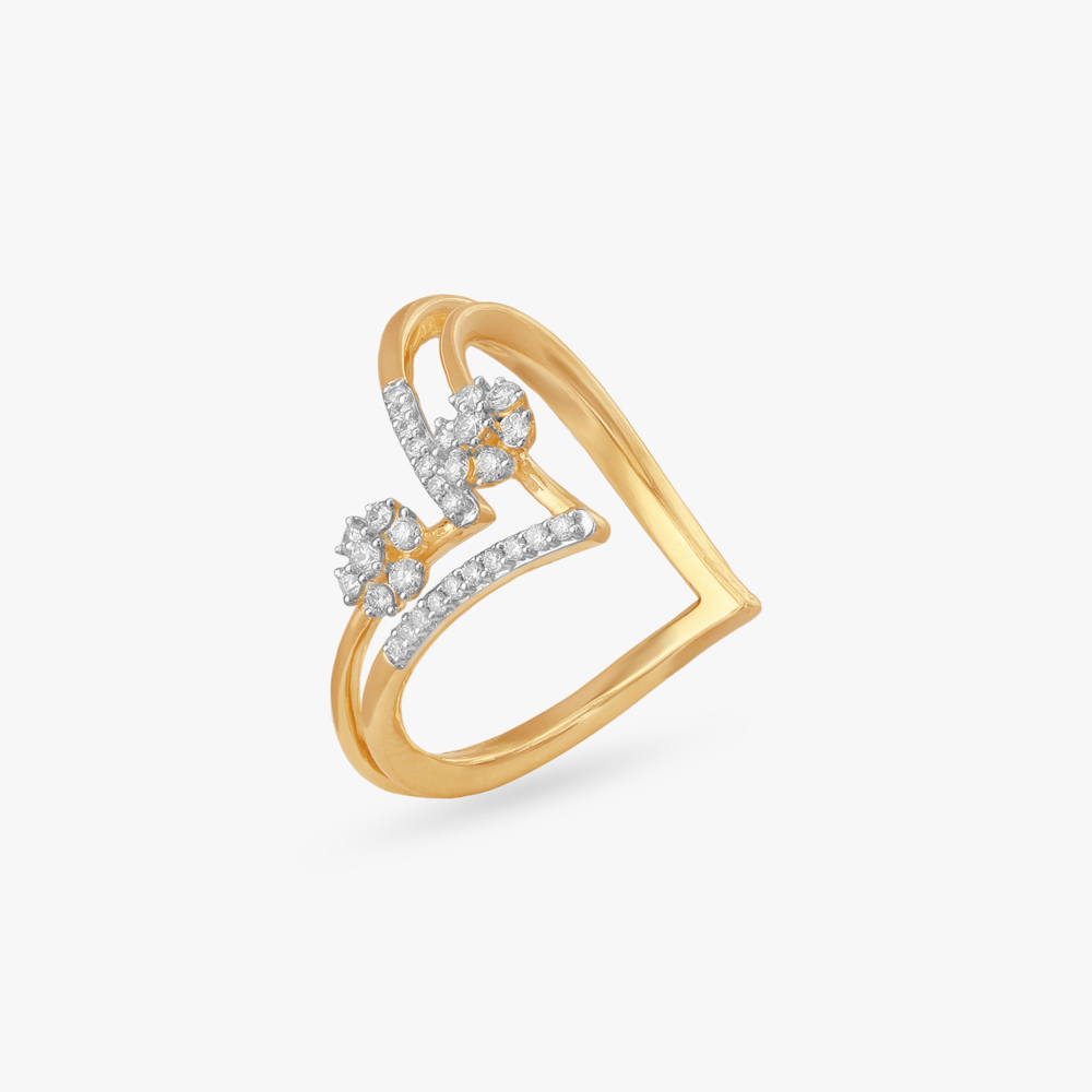Chic Glimmer Diamond Finger Ring