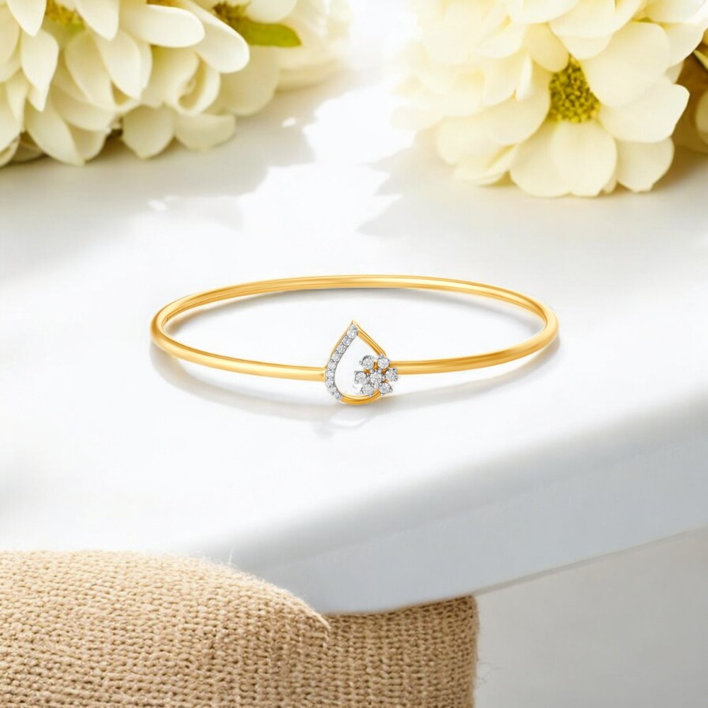 Timeless Fancy Diamond Bangle