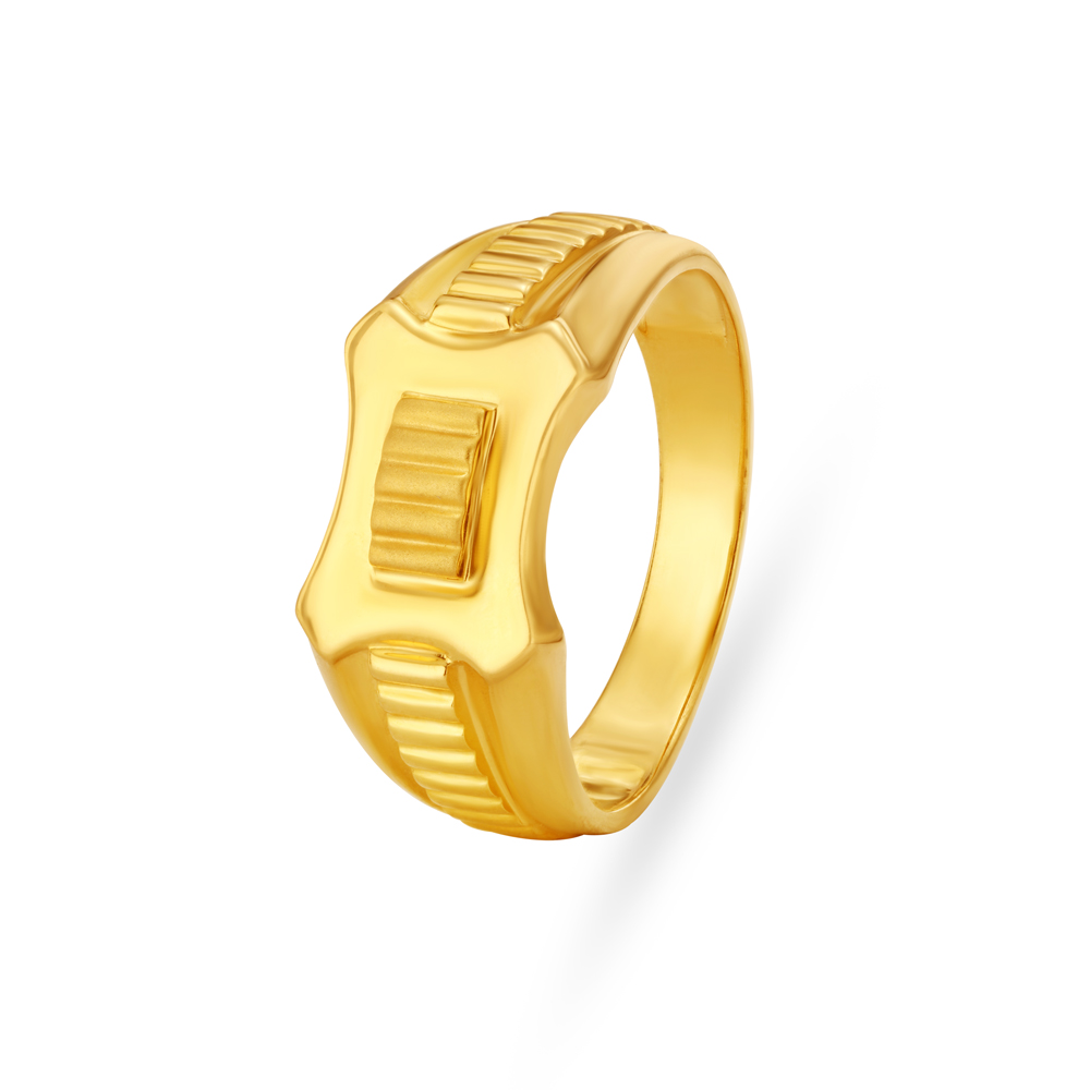 Rugged Style Gold Finger Ring For Men