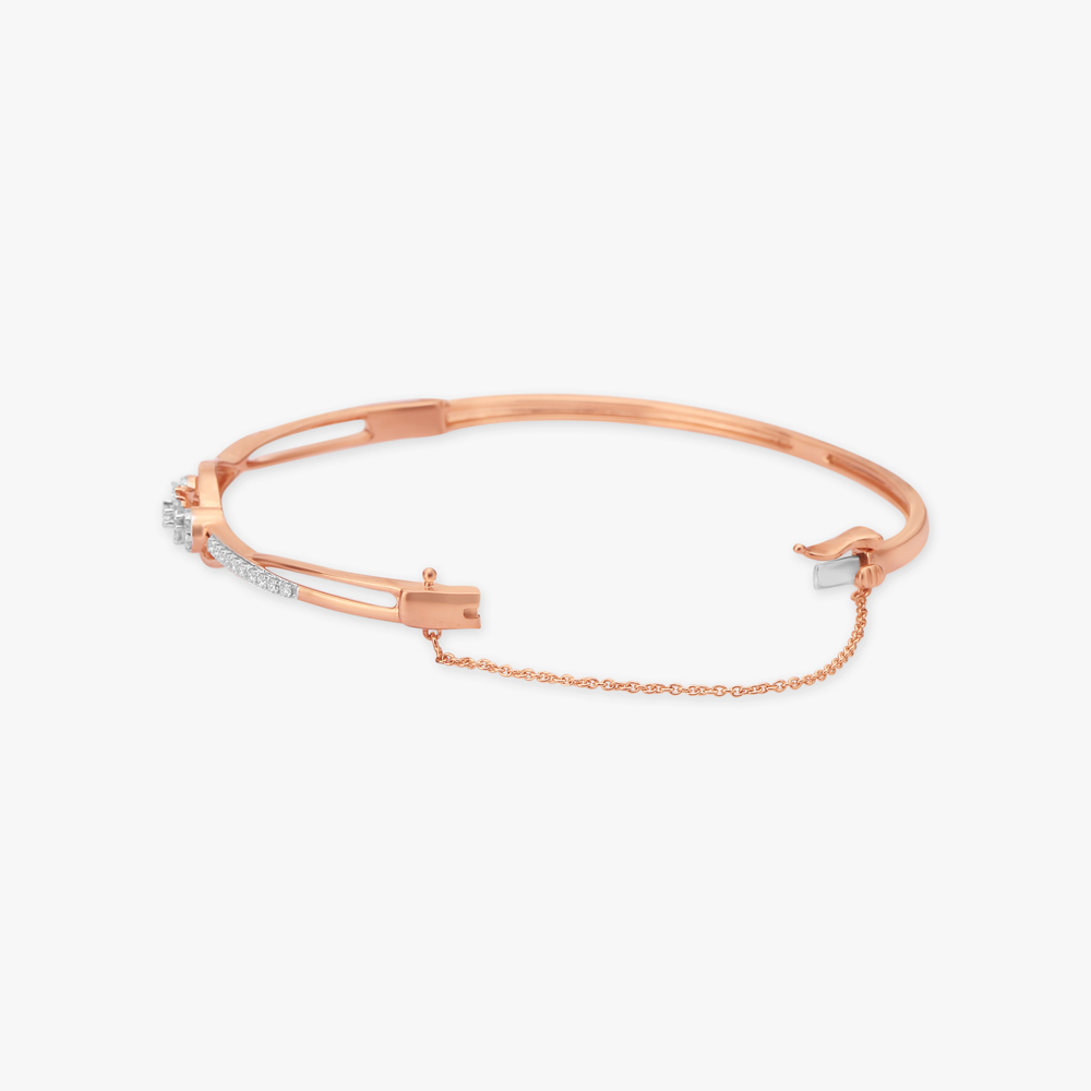 

Luxurious Diamond Bangle