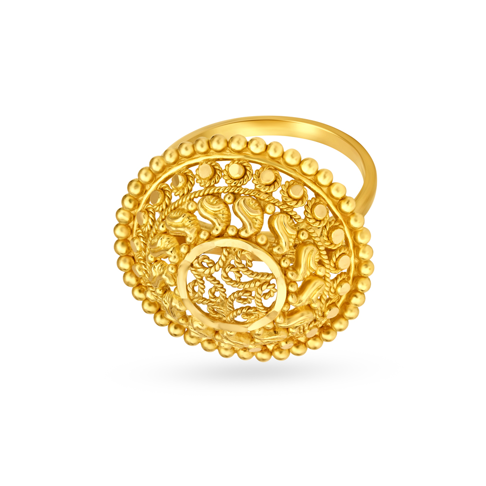 

Classic Carved Gold Ring