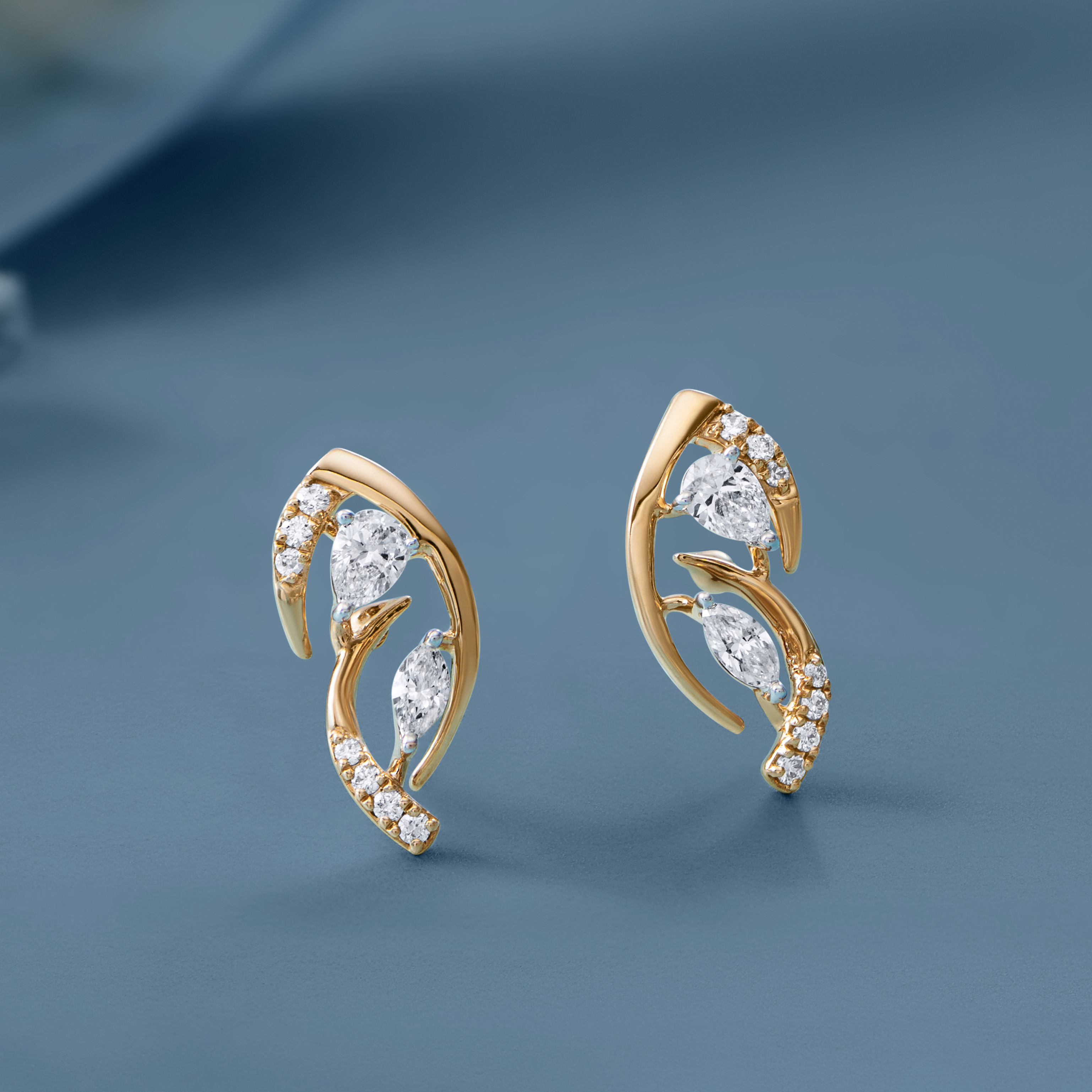 

Nymph Leaf Diamond Stud Earrings
