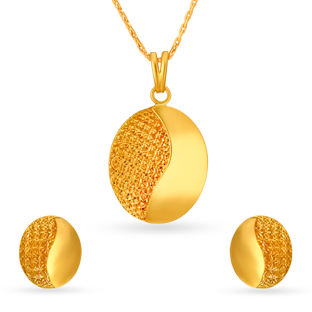 

Graceful Pendant and Earrings Set