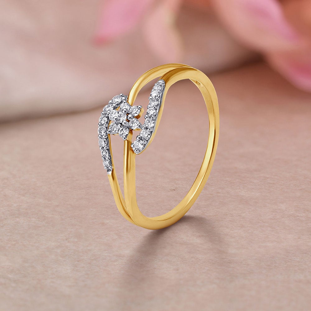 Exquisite 18 Karat Yellow Gold And Diamond Floral Ring