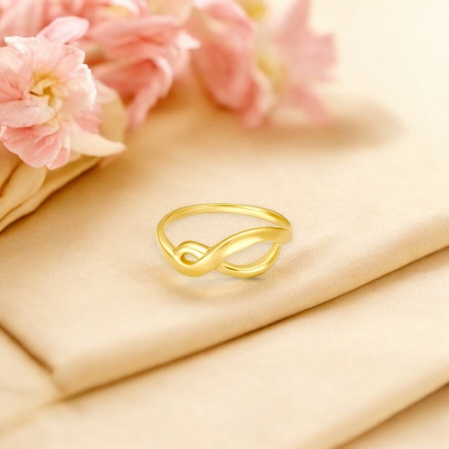 Timeless 22 Karat Yellow Gold Infinity Design Finger Ring