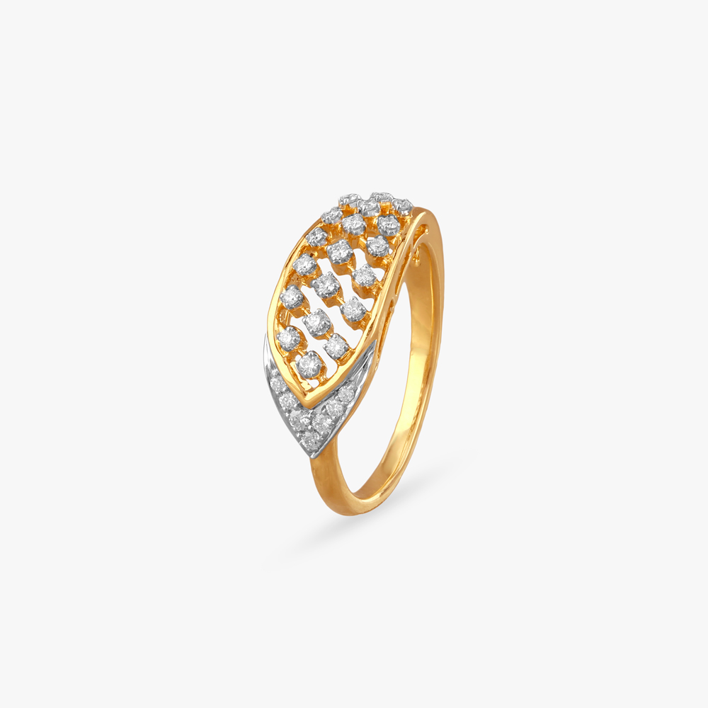 Flow Lines Diamond Ring