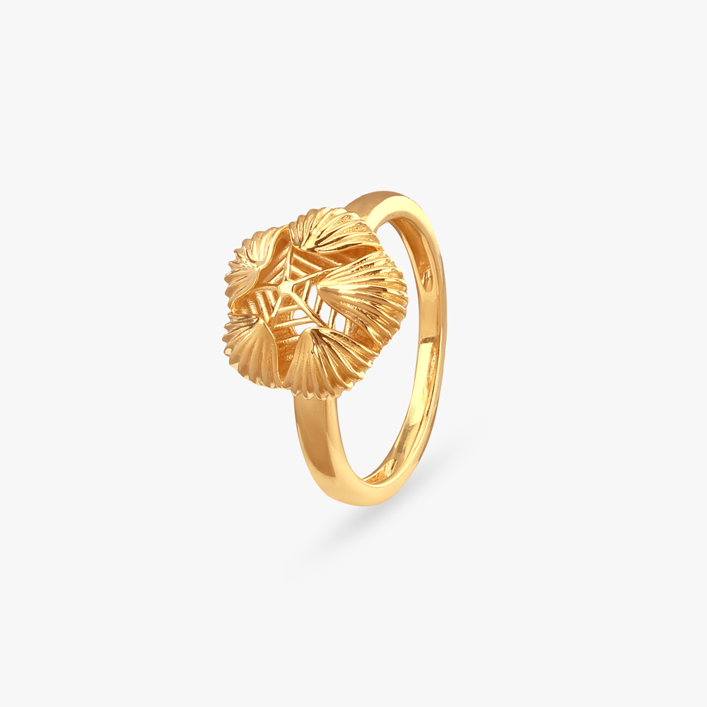 Floral Radiance Gold Ring