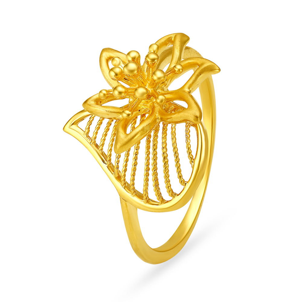 

Dazzling Yellow Gold Flower Finger Ring