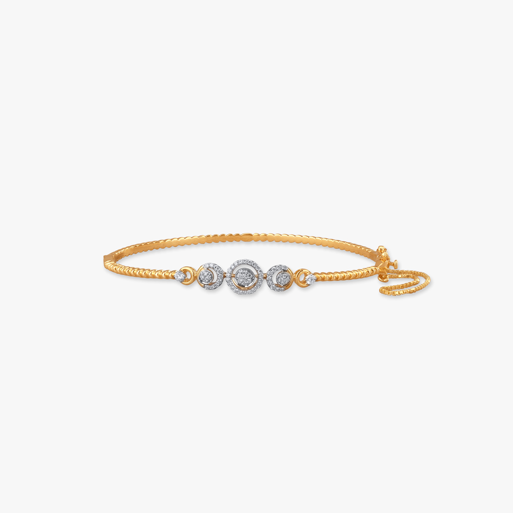 Regal Circle Diamond Bangle