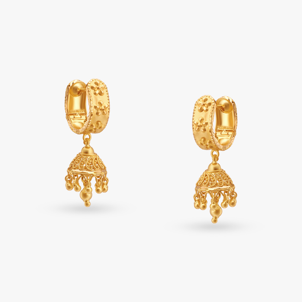 Elegant Gold Hoop Earrings