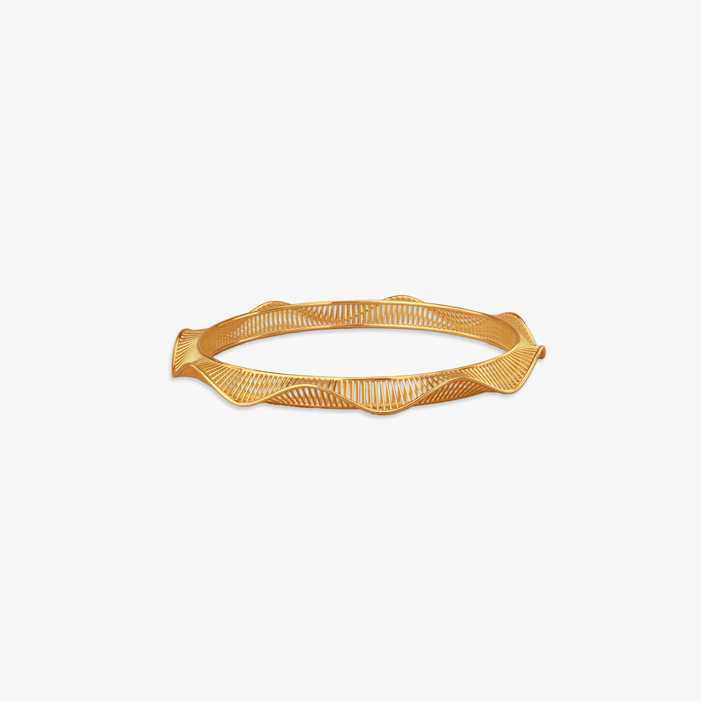 Wave Line Gold Bangle