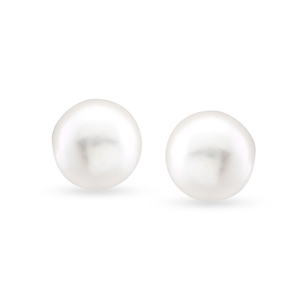 

Beaming Button Pearl Stud Earrings