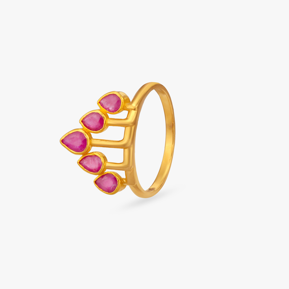 Playful Crown Ruby Finger Ring