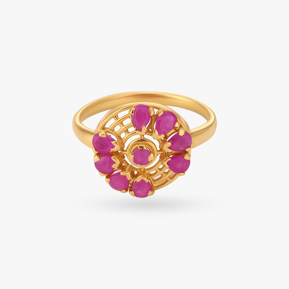 

Roundabout Finger Ring