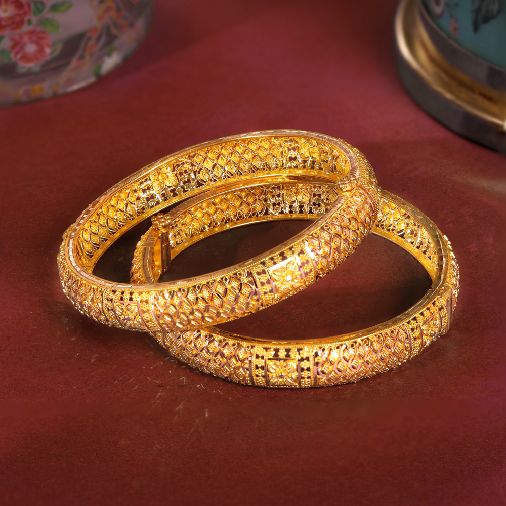 Otherworldly 22 Karat Yellow Gold Scaled Bangle