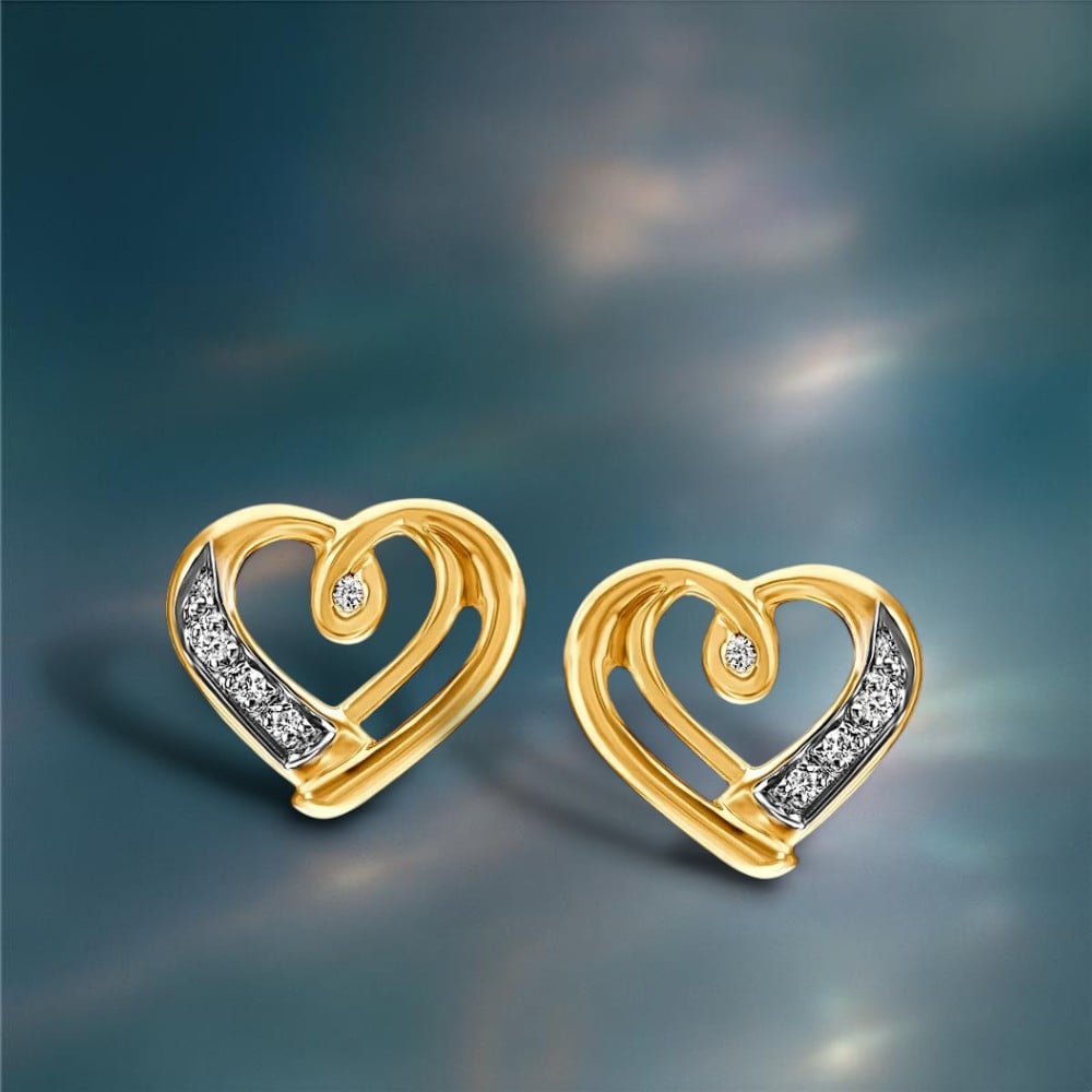 

Timeless Hearts Diamond Stud Earrings