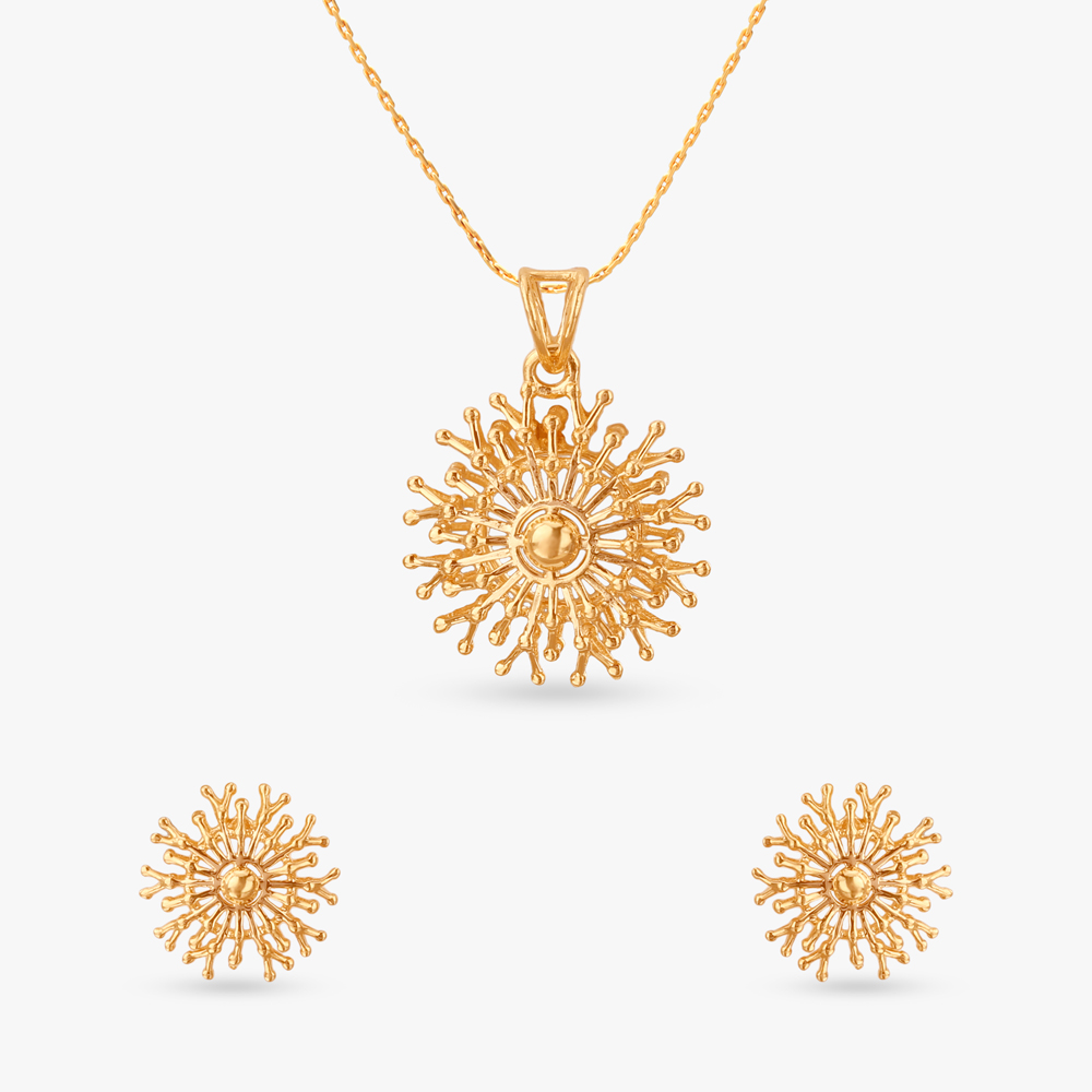 Sunspell Charm Gold Pendant and Earrings Set