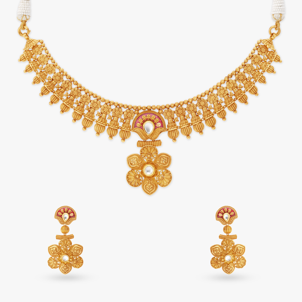 Regal Gold Necklace Set