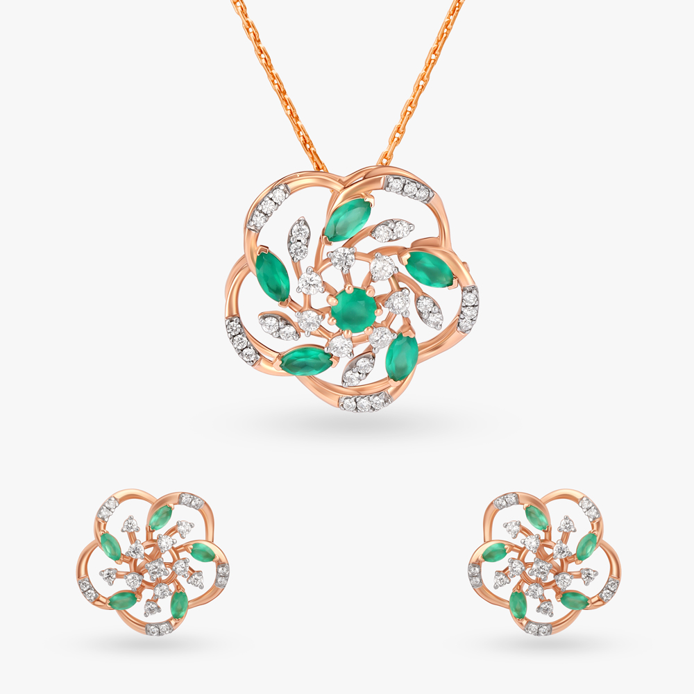 

Verdant Flower Diamond Pendant and Earrings Set
