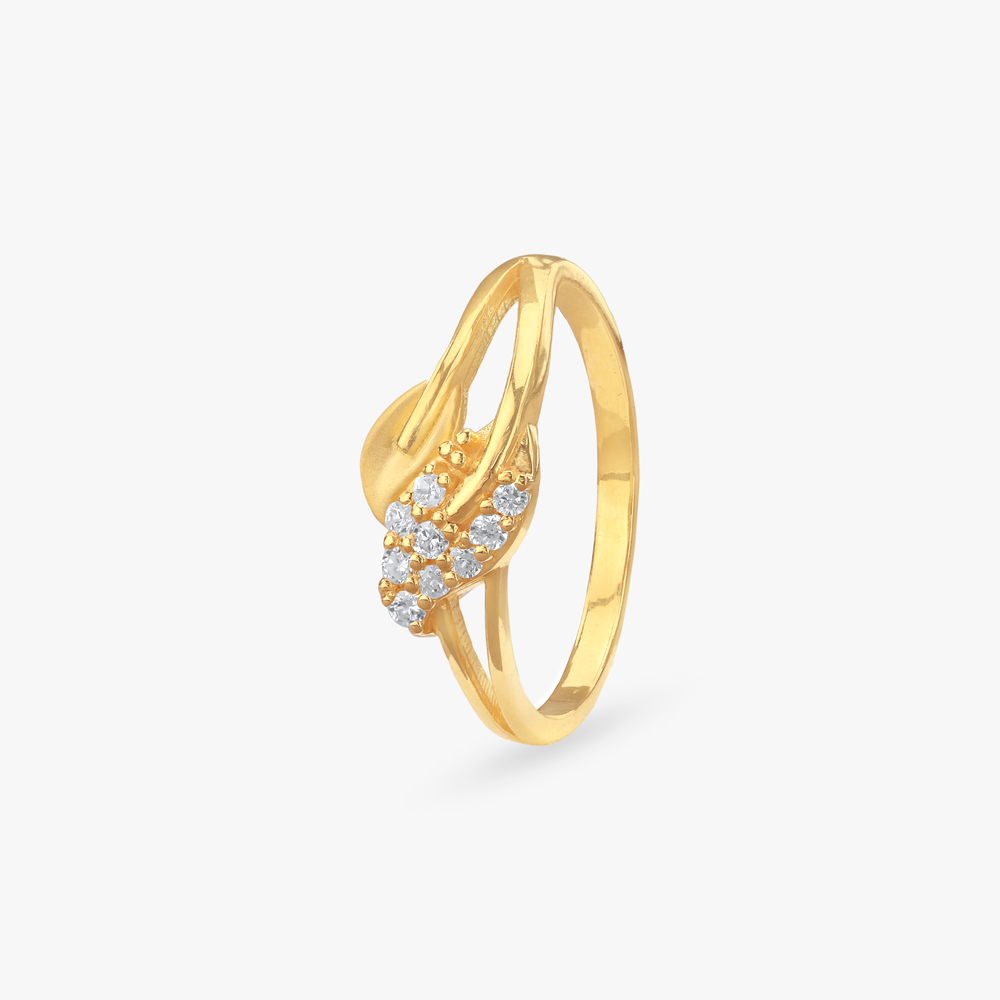 Crossover Petal Gold Finger Ring