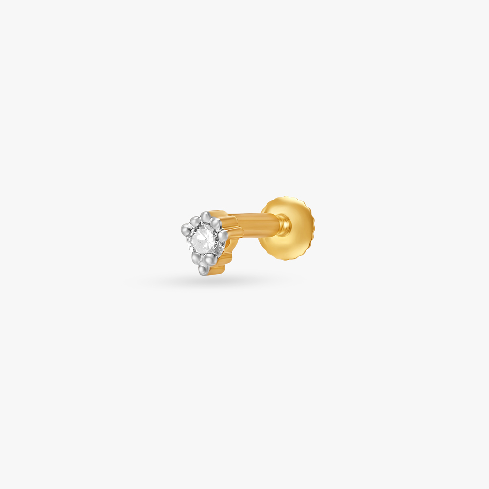 

Stately Gold and Diamond Nose Pin