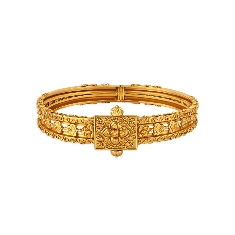 Magnificient Floral Bangle