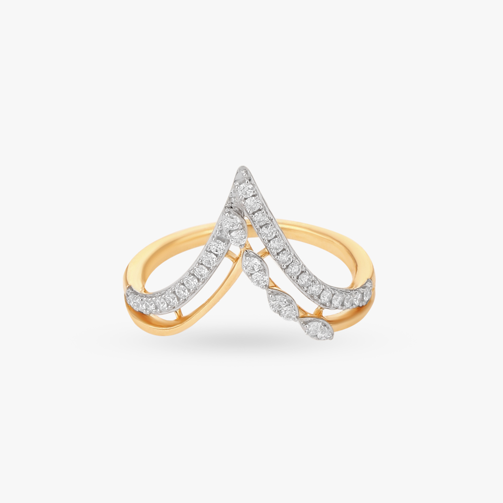 

Pinnacle Shine Diamond Finger Ring