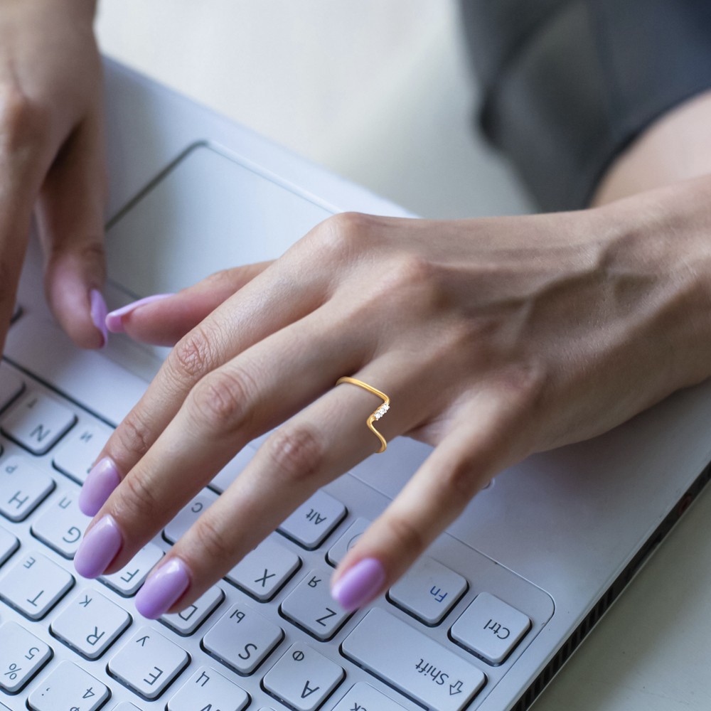 Eternal 18 Karat Gold And Diamond Finger Ring