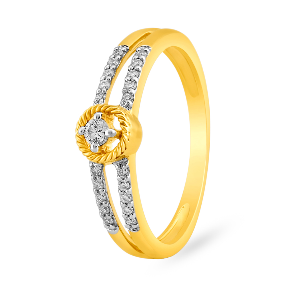 

Imposing Contemporary Diamond Finger Ring