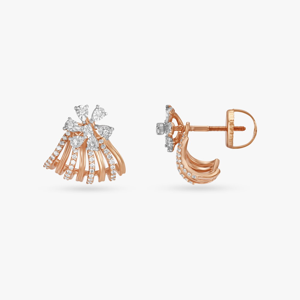 

Enticing Floral Diamond Stud Earrings
