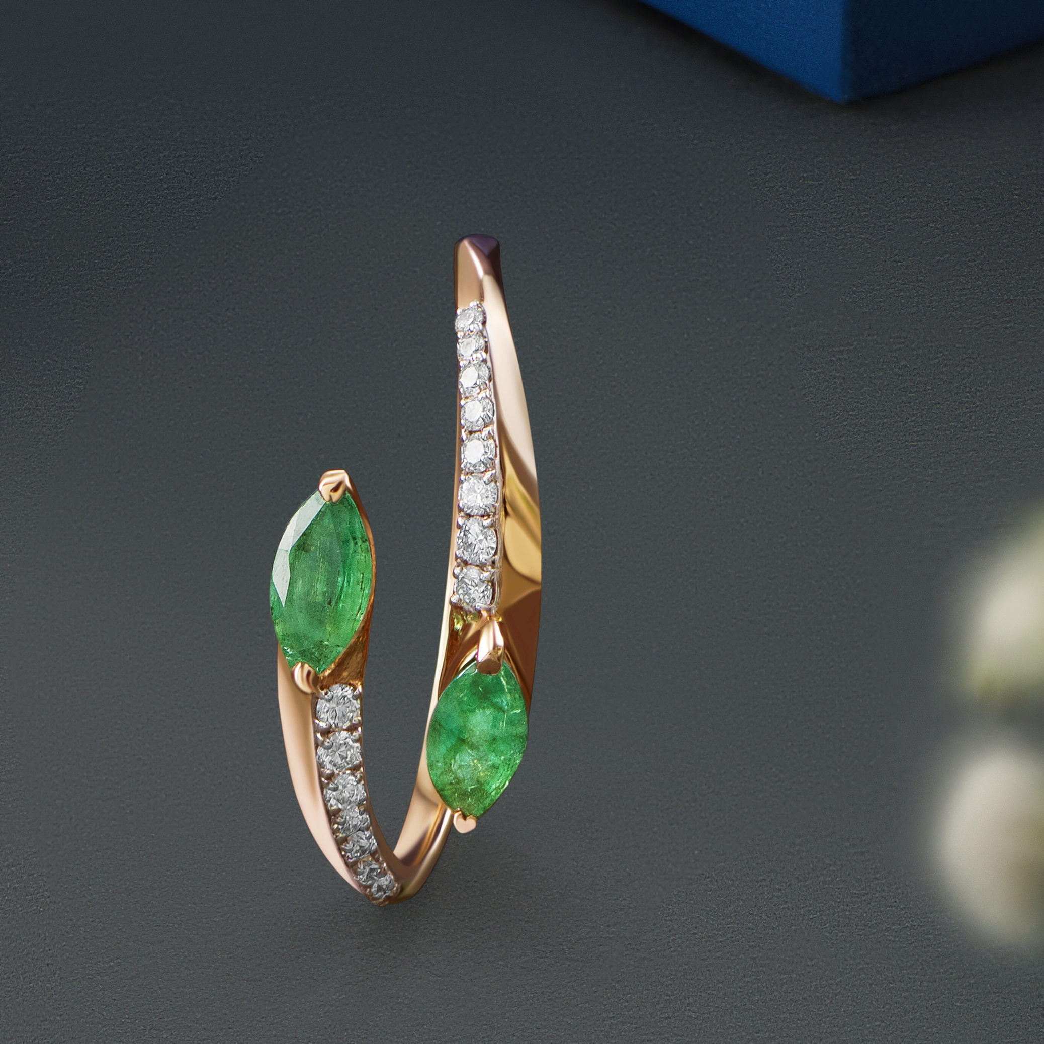 Twin Diamond Finger Ring